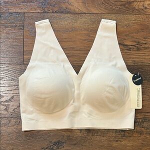 truekind Everyday Comfort V-neck Bralette NWT
